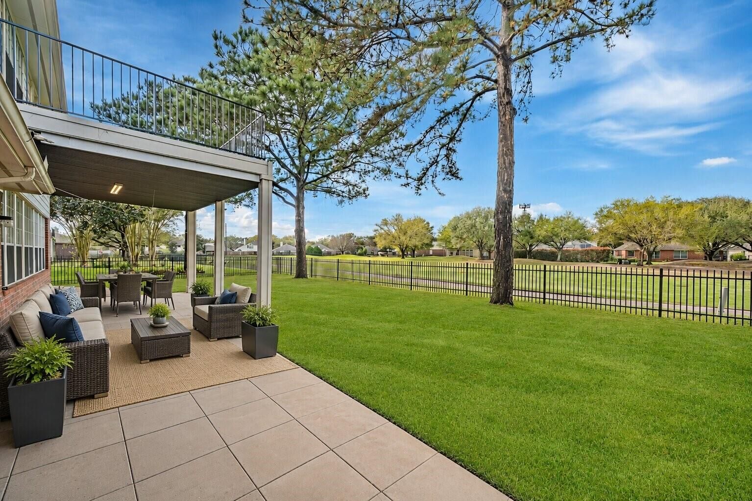 Property Photo: 16730 Sonoma Del Norte Drive TX 77095