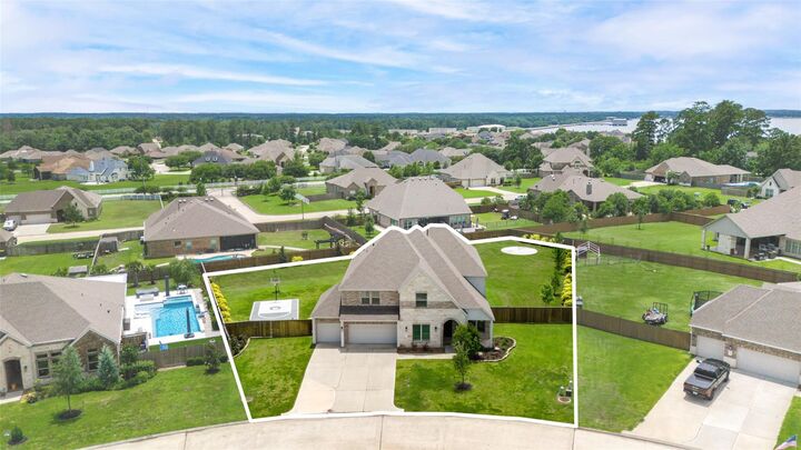 Property Photo:  6006 Henry Hamlet Drive  TX 77304 