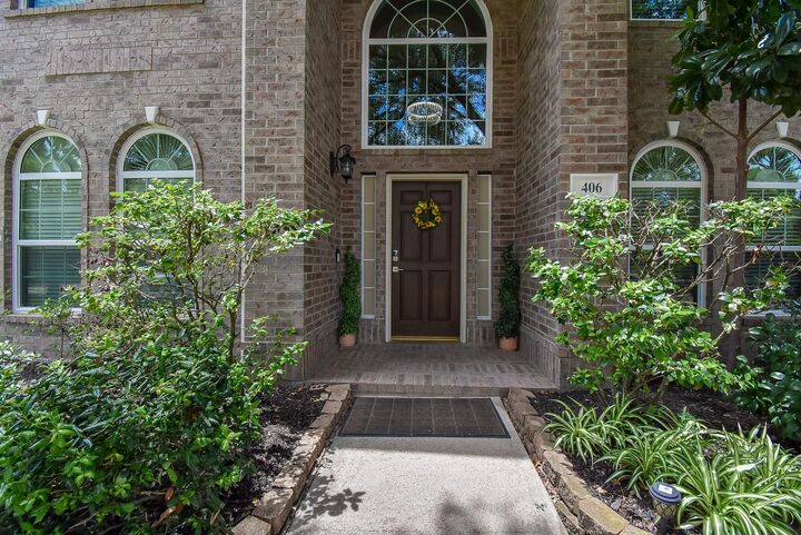 Property Photo:  406 Sterling Heights Lane  TX 77094 