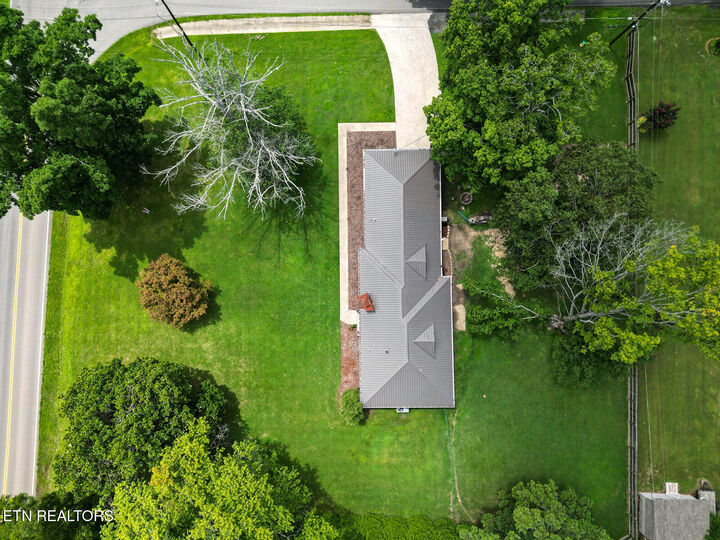 Property Photo: 112 S Hummingbird Lane TN 37055