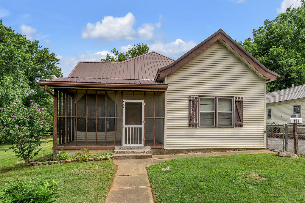 Property Photo:  151 Minary Avenue  KY 40383 