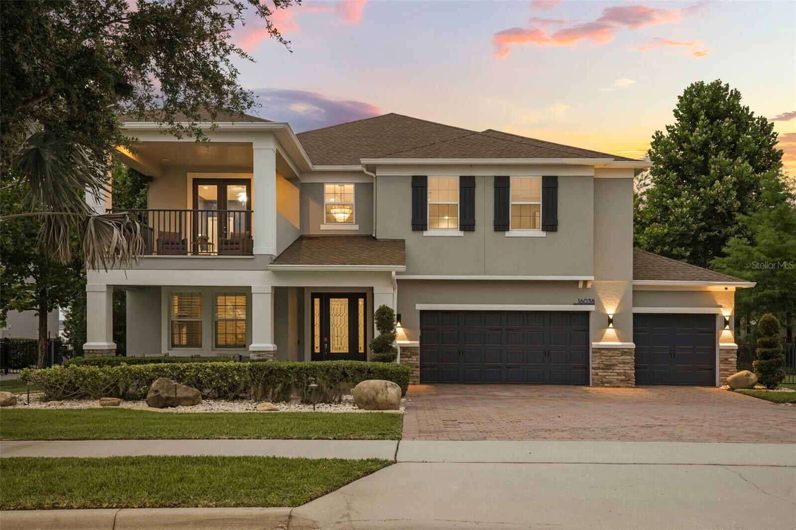 Property Photo:  16038 Johns Lake Overlook Drive  FL 34787 