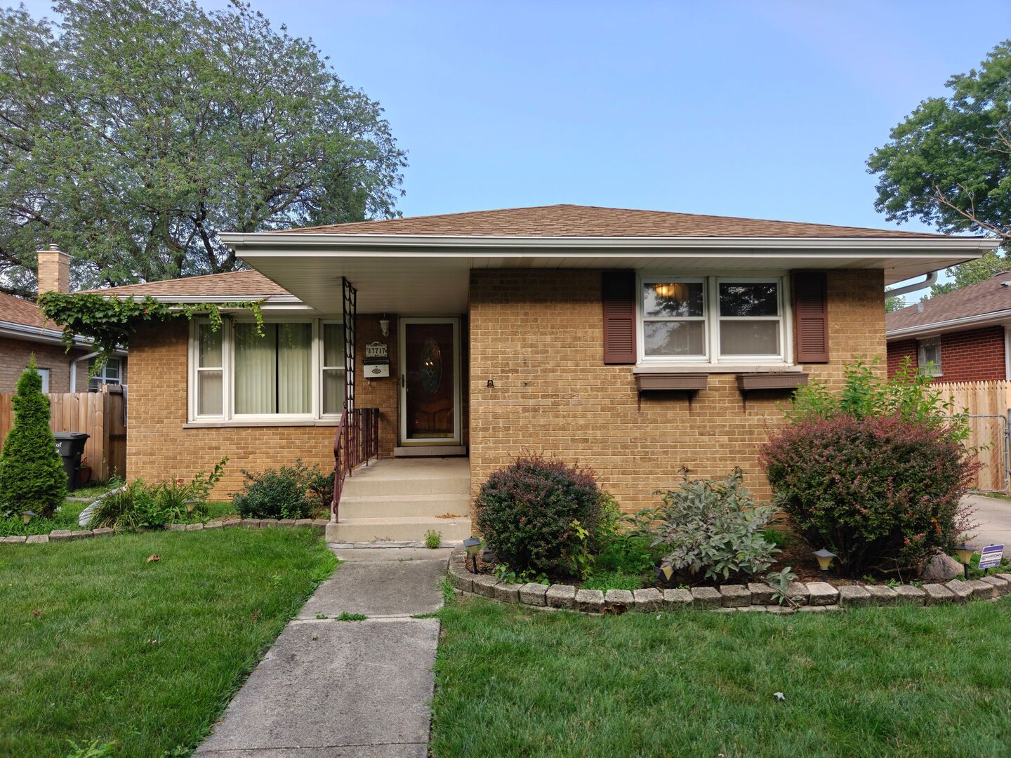 Property Photo:  17717 Bernadine Street  IL 60438 