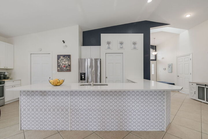 Property Photo: 1713 Gilboa Avenue IL 60099