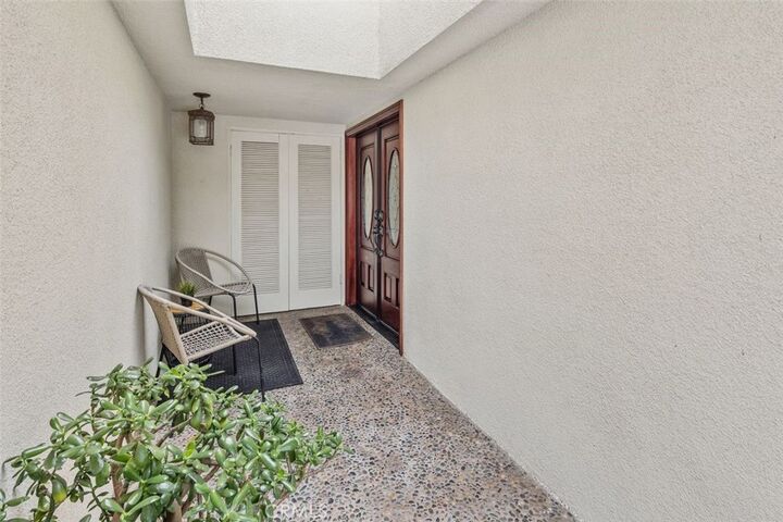 Property Photo:  2206 Canyon Road  CA 91006 