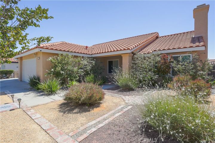 Property Photo:  38104 Miramonte  CA 93551 