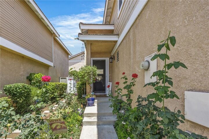 Property Photo:  9900 Tagus Street 18  CA 90660 