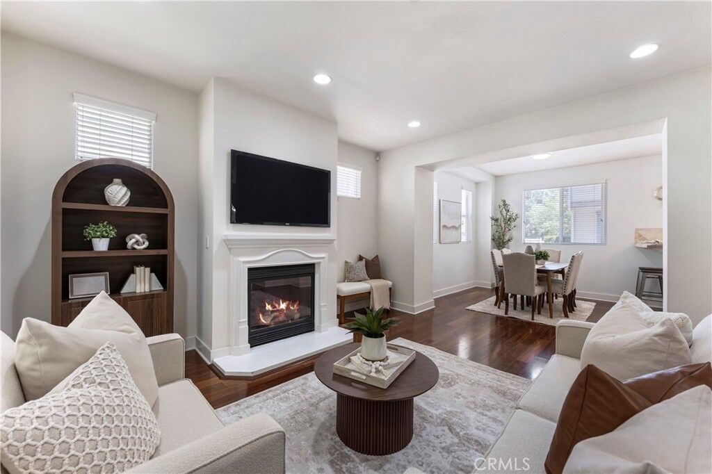 Property Photo:  6300 Honolulu  CA 91214 