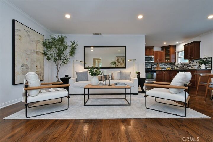 Property Photo:  6601 Enfield  CA 91335 