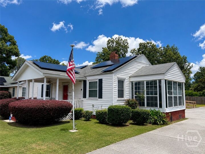 Property Photo: 220 Turnberry Street GA 31407