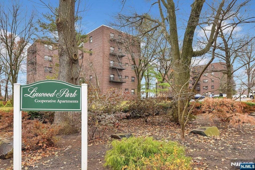 Property Photo:  3031 Edwin Avenue 5C  NJ 07024 