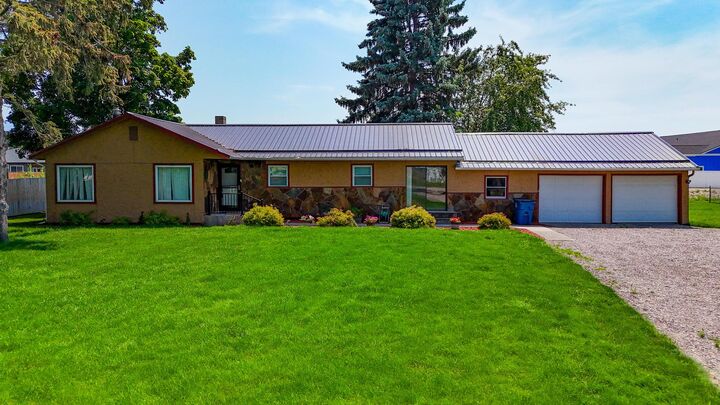 Property Photo:  931 Main Street SW  MT 59864 