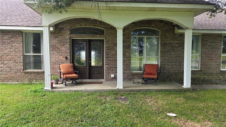 Property Photo:  9523 River Road  LA 70094 