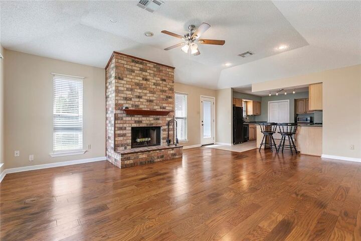Property Photo:  4740 W Esplanade Avenue  LA 70006 