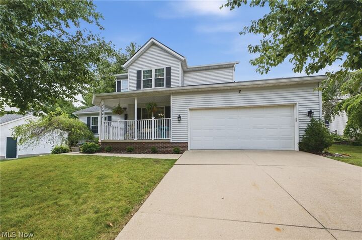 Property Photo: 11041 Newbury Avenue NW OH 44685