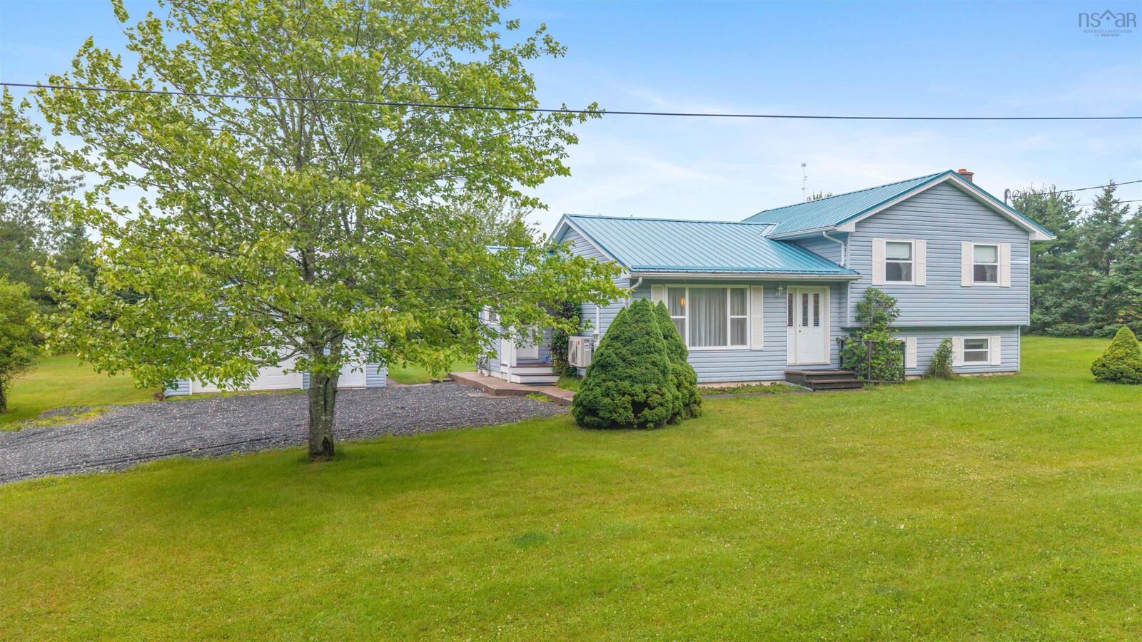 Property Photo:  99 Maple Drive  NS B0N 1X0 