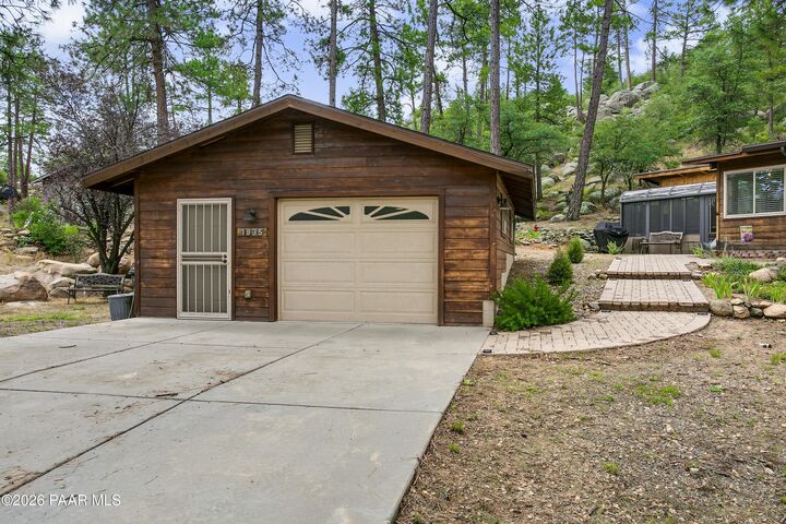 Property Photo:  1835 W Idylwild Hill  AZ 86305 
