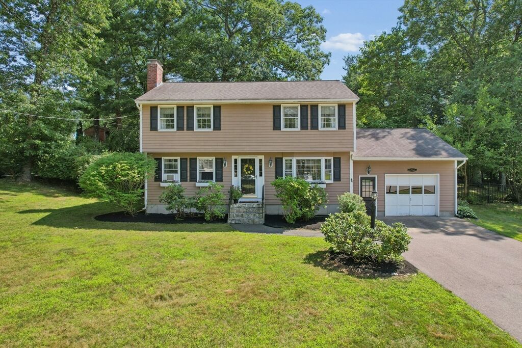 Property Photo:  4 Powerline Dr  MA 01519 