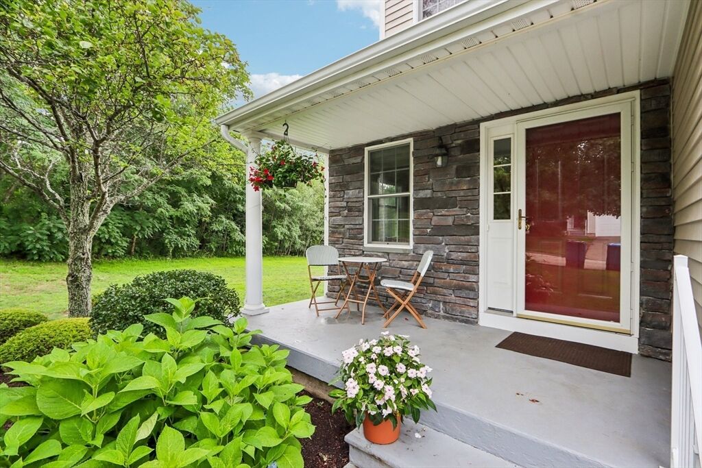 Property Photo: 36 Fox Run Rd 36 MA 01504