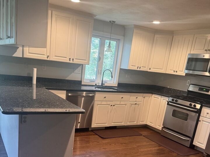 Property Photo:  233 Saint Mary St 10  MA 02494 