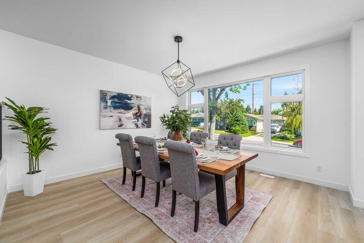 Property Photo: 421 Hendon Drive NW AB T2K 2A1
