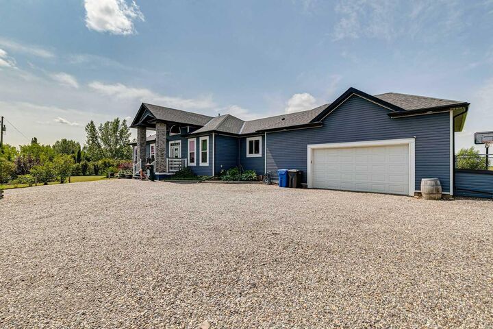 Property Photo:  23 Winters Place  AB T1X 0J1 
