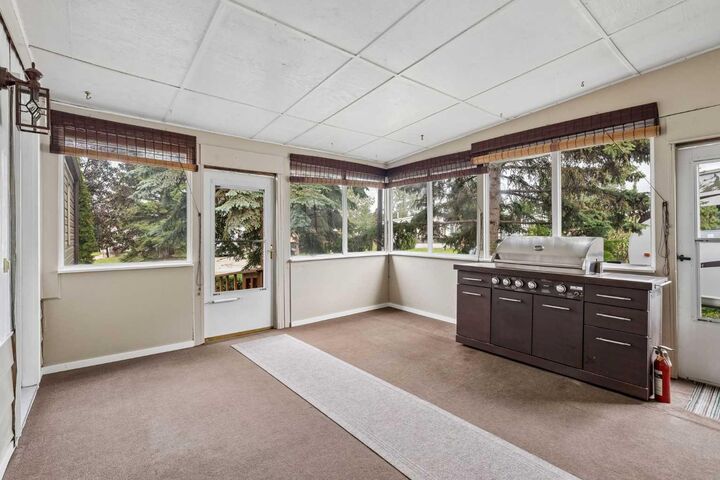 Property Photo: 165 Spring Dale Circle SE AB T4A 1P4