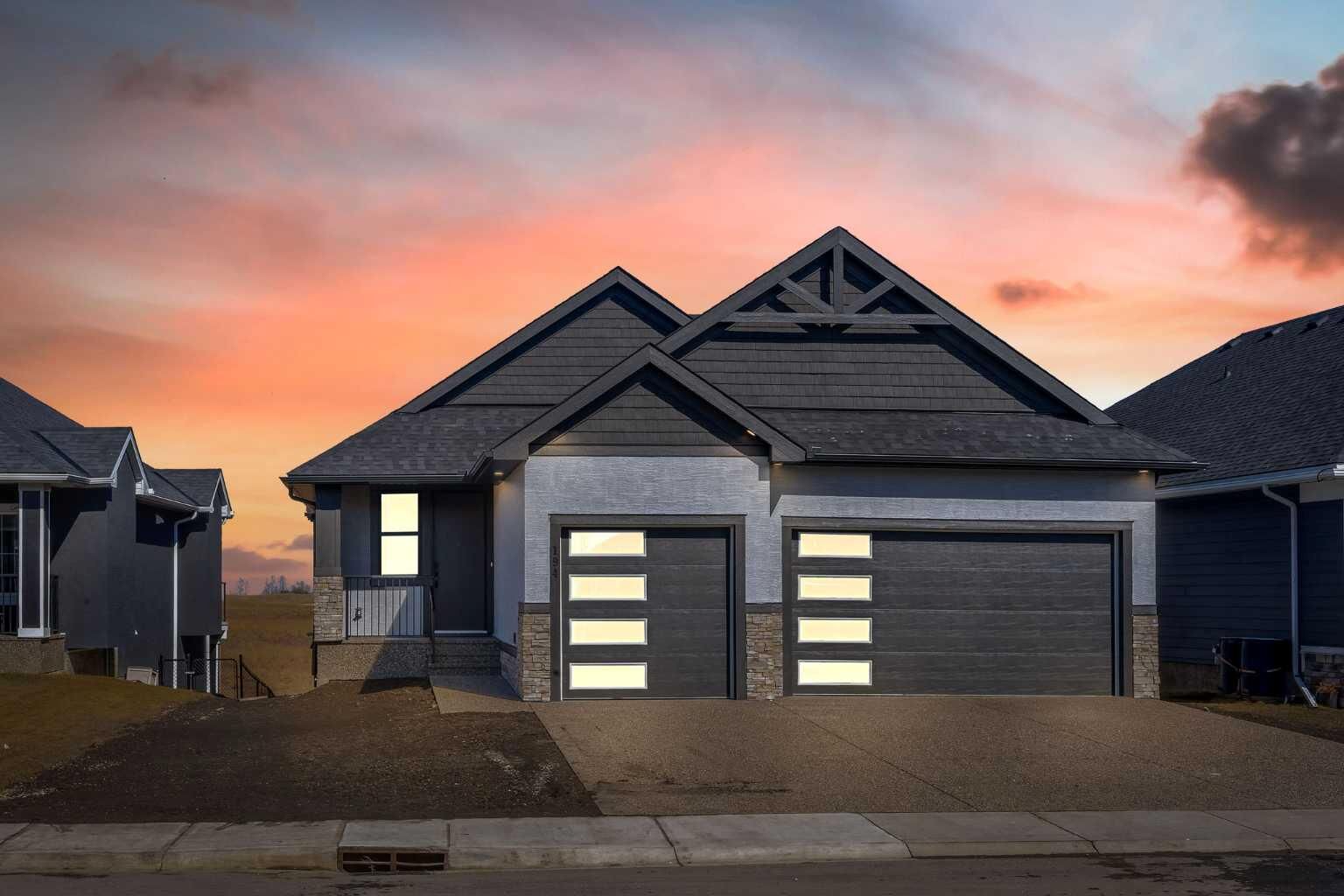 Property Photo:  194 Muirfield Boulevard  AB T0J 1Y1 
