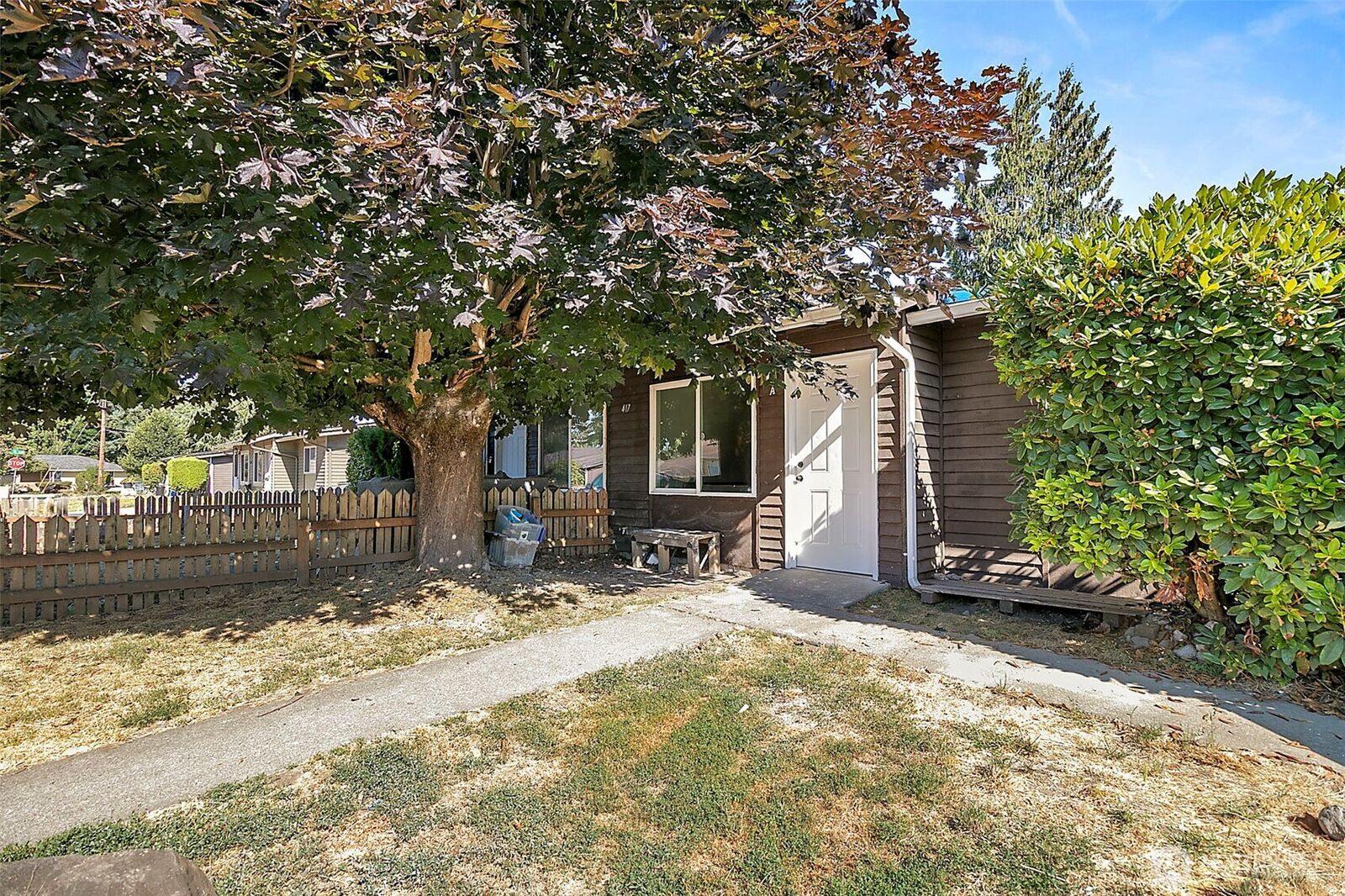Property Photo: 417 22nd Street SE WA 98002