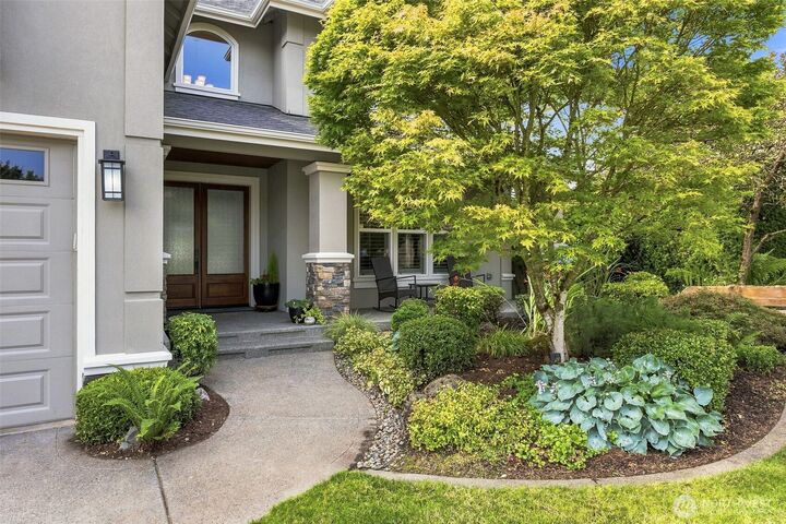 Property Photo: 2211 Nevada Court WA 98354