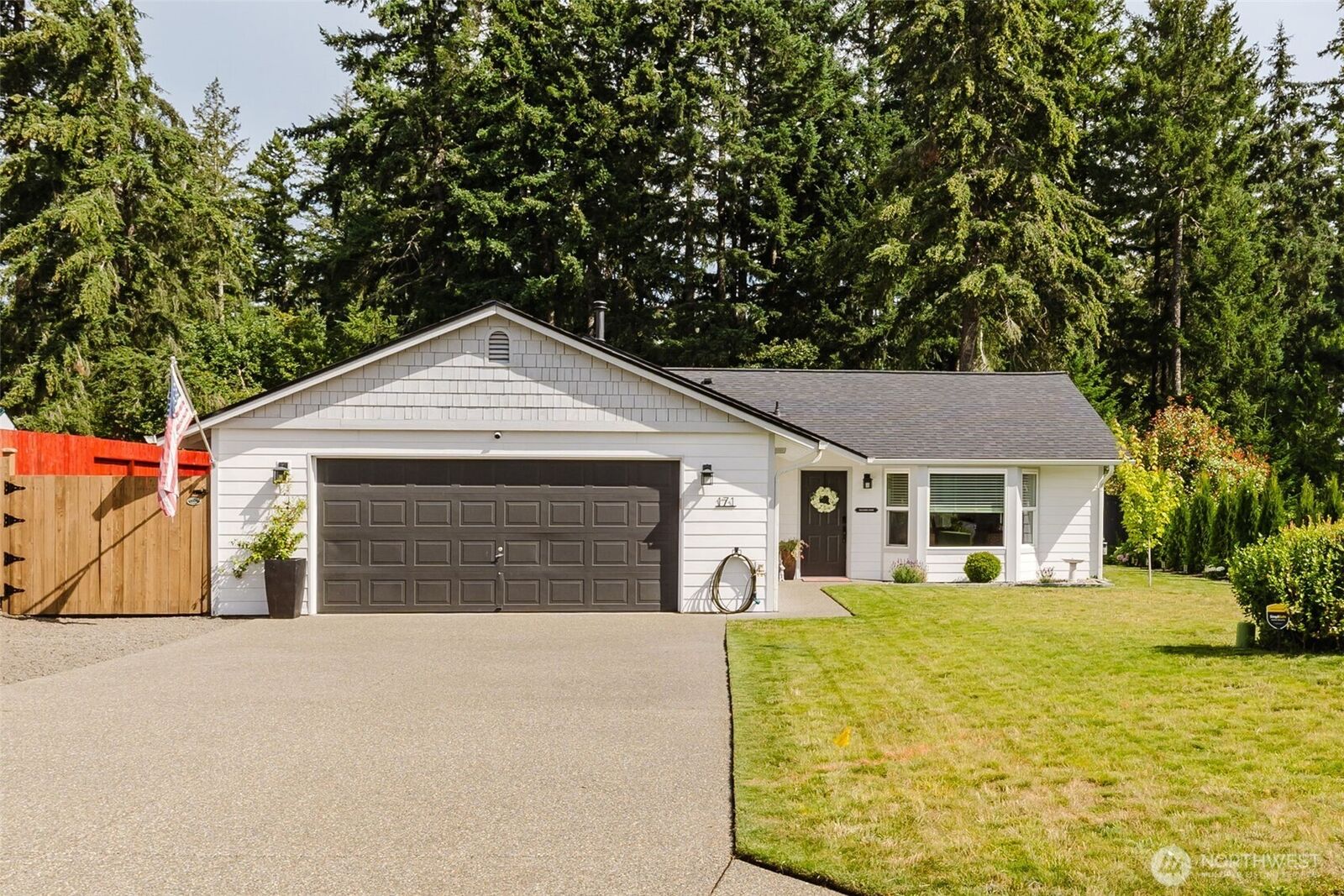 Property Photo:  171 E Skylark Court  WA 98524 