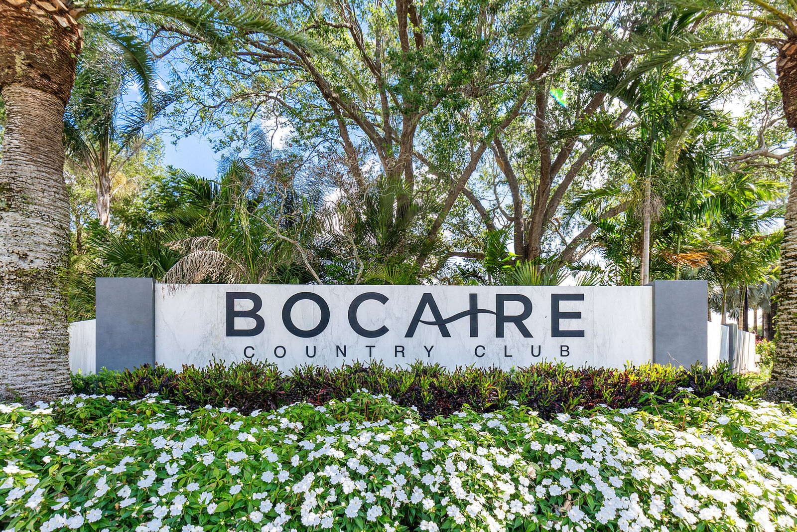 Property Photo: 4752 Bocaire Boulevard FL 33487