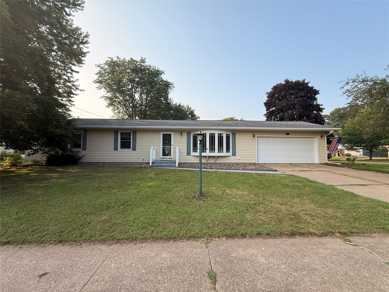 Property Photo:  1470 Cummings Avenue  WI 54701 