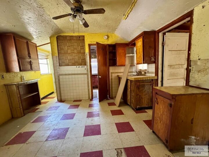 Property Photo: 1505 Taft St. TX 78520