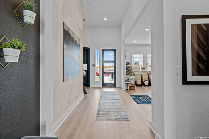 Property Photo: 615 Lago Landing TX 78263