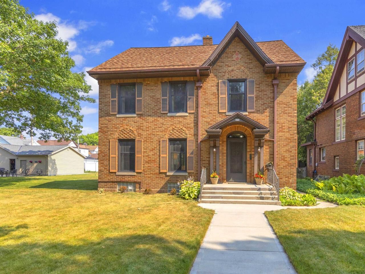 Property Photo:  416 Lincoln Avenue  WI 53081 