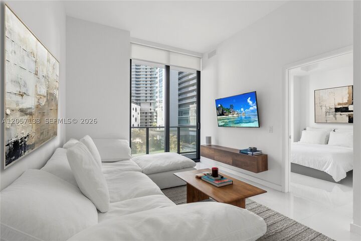 Property Photo: 501 NE 31st St 203 FL 33137