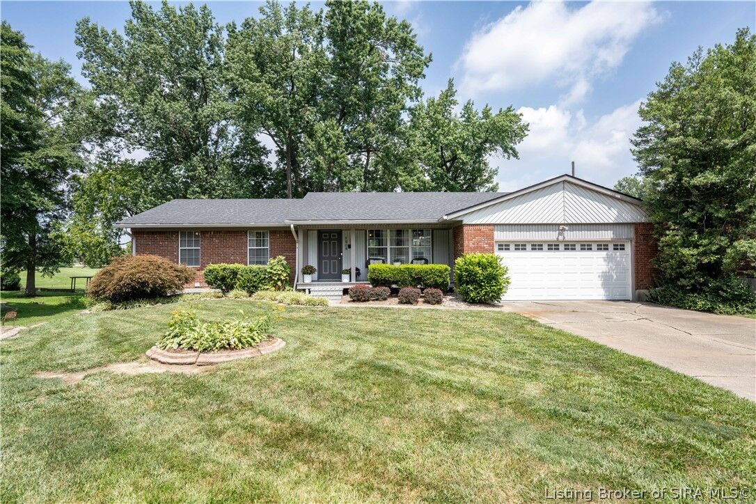 Property Photo:  1508 Basswood Court  IN 47130 