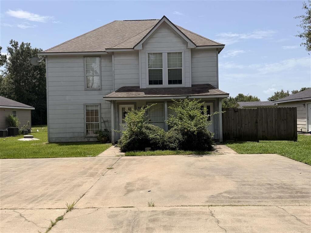 Property Photo:  1014 Link Road  LA 70607 