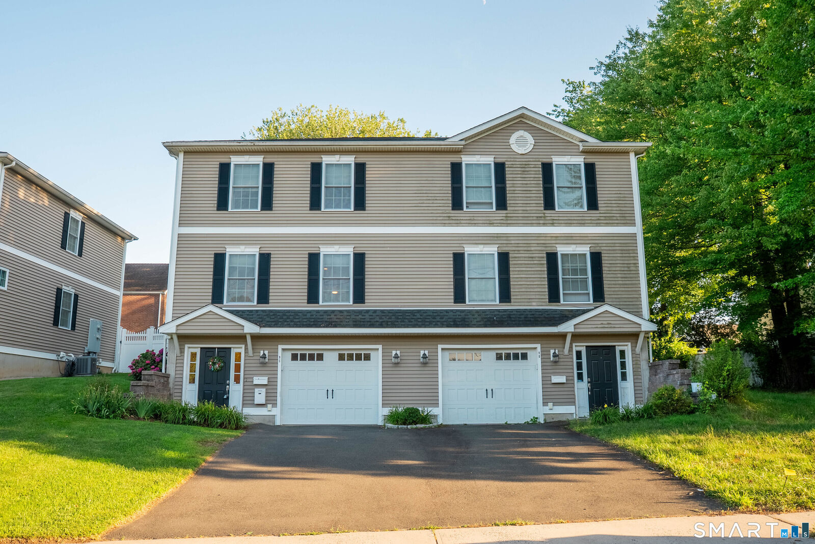 Property Photo:  9 Englewood Avenue C  CT 06110 