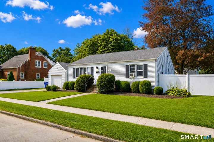 Property Photo: 269 Wakelee Avenue CT 06614