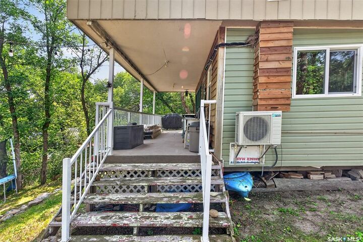 Property Photo: 5 Leslie Crescent SK S0X 2T0