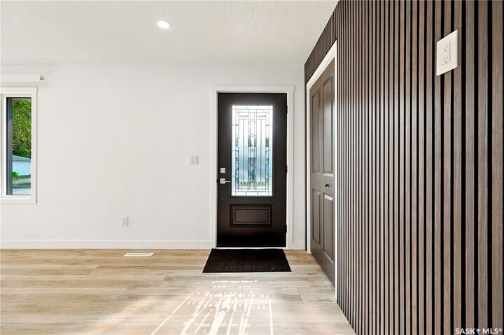 Property Photo: 434 Company Avenue S SK S0G 1S0
