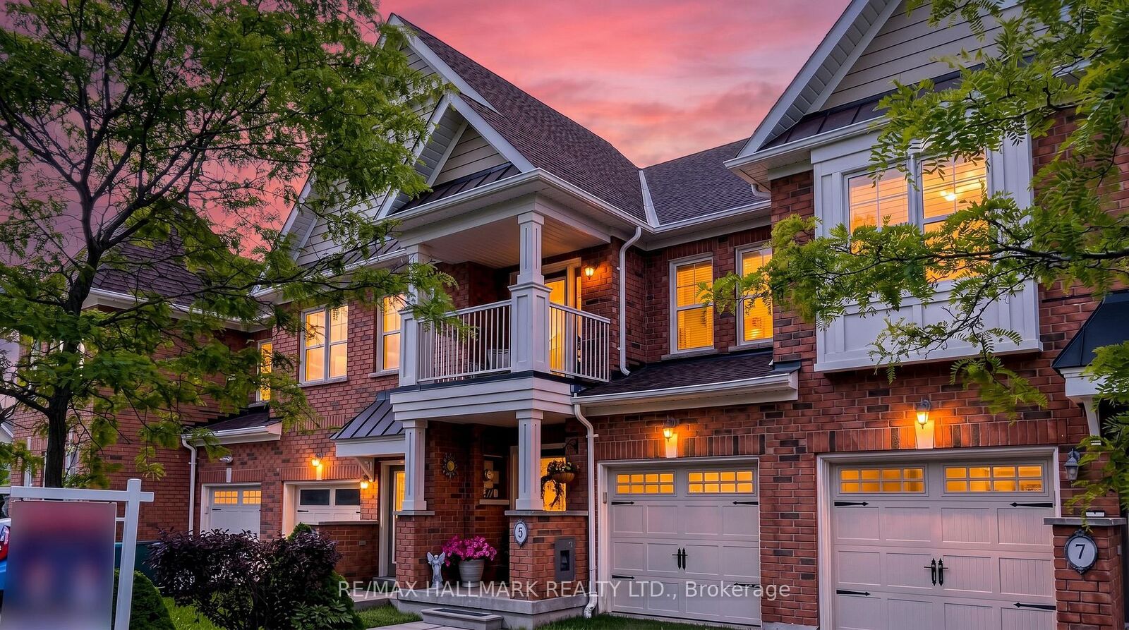 Property Photo: 5 Bearings Avenue ON L4A 0W6