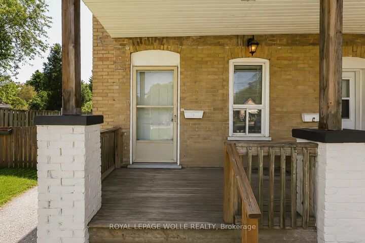 87 Lancaster Street W — photo 1