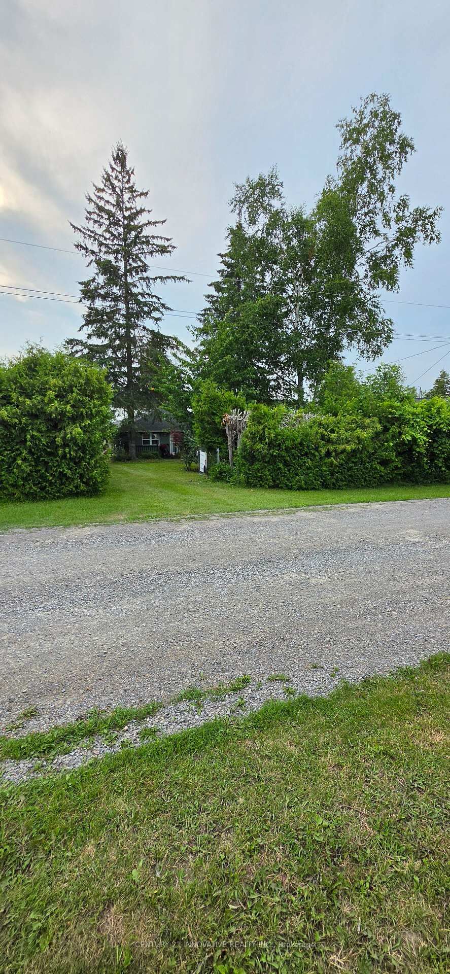 Property Photo: 73 Loon Street ON L0B 1K0