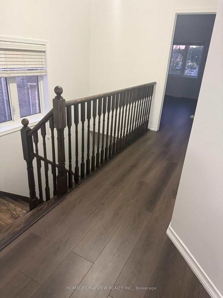 Property Photo:  22 Edsel Road Main Floor  ON L7A 4K6 
