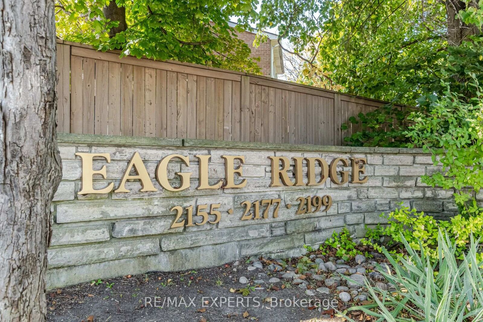 Property Photo: 2155 Burnhamthorpe Road W 1408 ON L5L 5P4