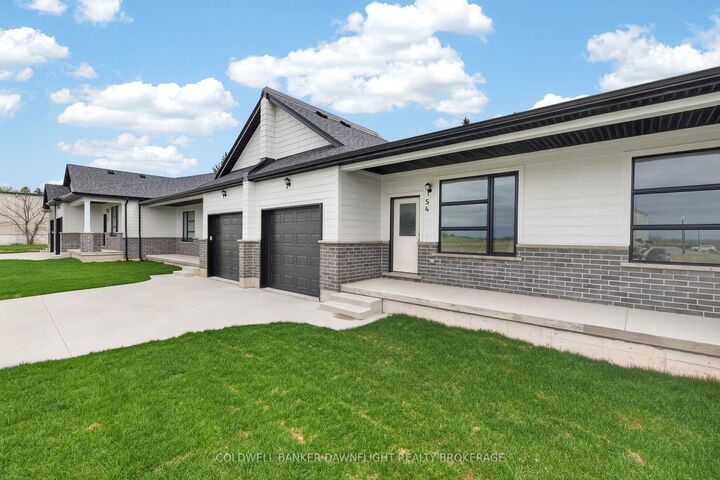 56 Moonlight Court — photo 1