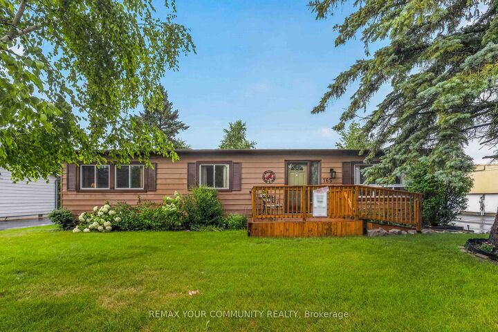 165 Roxanna Drive — photo 1
